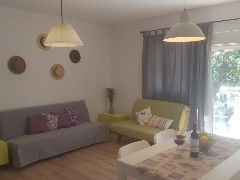 Holiday Home Lola تْسْغيكفانِتْسا المظهر الخارجي الصورة