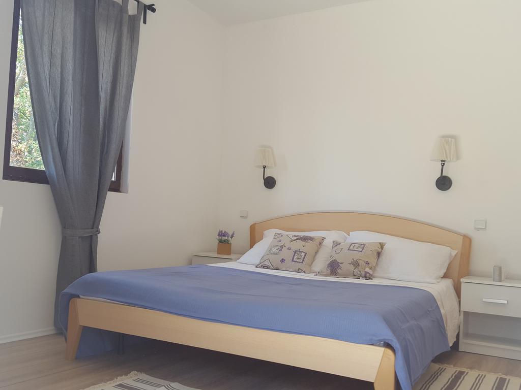 Holiday Home Lola تْسْغيكفانِتْسا المظهر الخارجي الصورة